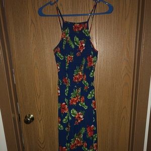 🌟MAKE OFFER🌟 ⭐️ Dress ⭐️